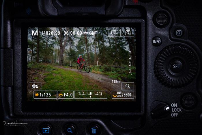 Extras: GUIDE: &icirc;HOW TO PHOTOGRAPH&icirc; &icirc;MOVING&icirc; &icirc;OBJECTS&icirc; CORRECTLY - Stage and ...