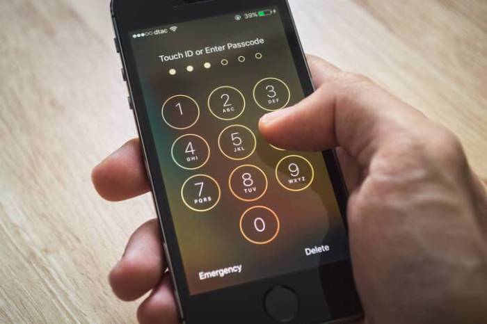 Do &icirc;iPhones&icirc; get &icirc;viruses&icirc;? | Macworld
